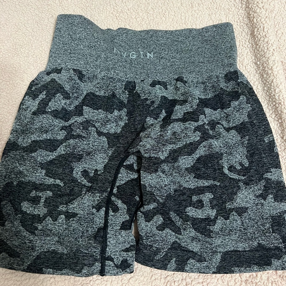 Nvgtn camo shorts